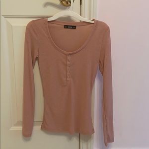 Pink button top